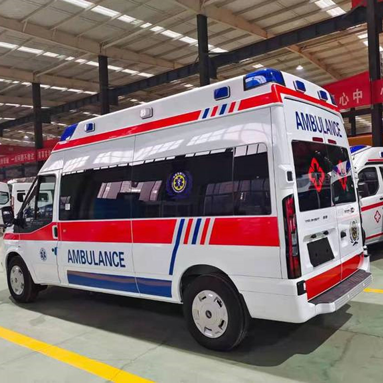 利通救护车出租 —— 专业、安全、高效的城市急救服务